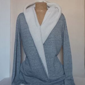 GAP Hooded Fleece Hybrid Jacket Cozy In Grey With Black Specs.